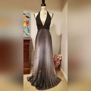 XSCAPE Women's Halter Neck,Open Back, Pleated Black /Silver Maxi Dress Size 8.